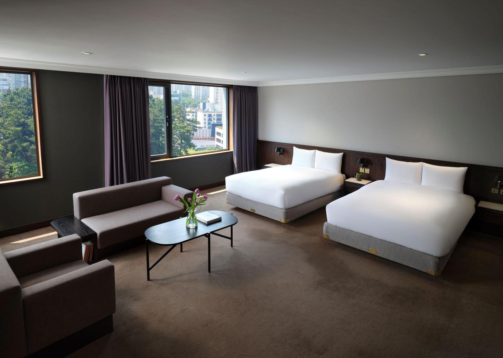 แมซอง แกลด เชจู Hotel เมืองเชจู ภายนอก รูปภาพ