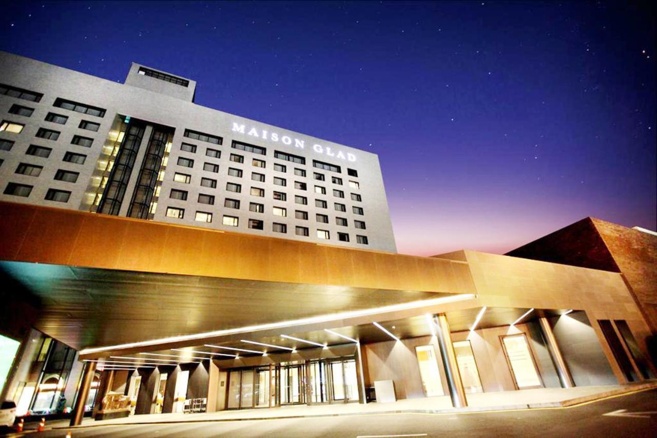 แมซอง แกลด เชจู Hotel เมืองเชจู ภายนอก รูปภาพ